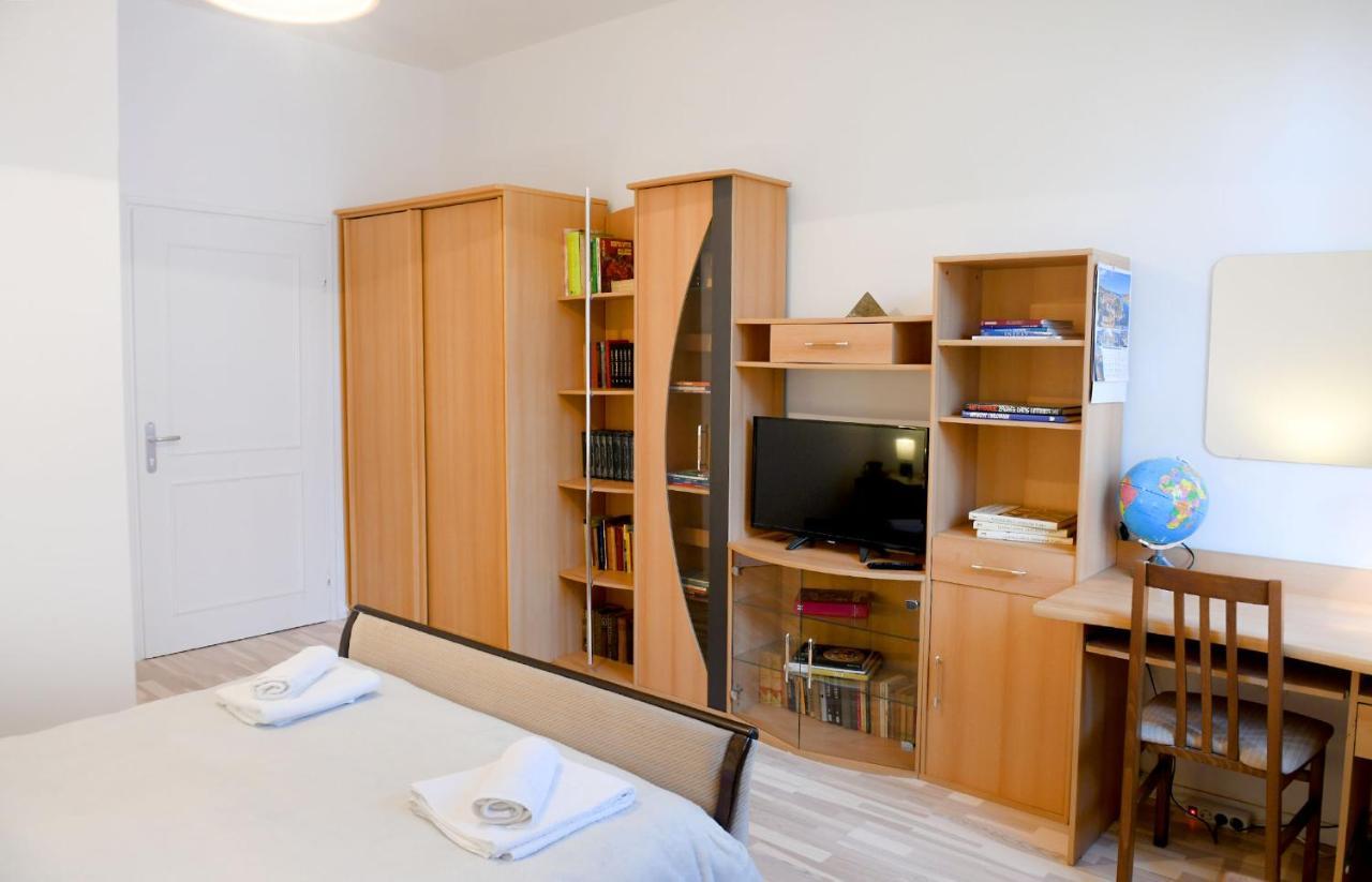 Divia Apartment Rijeka Exterior photo